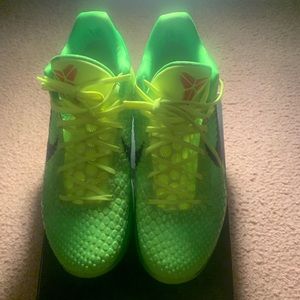 Kobe 6 Grinch 2020
